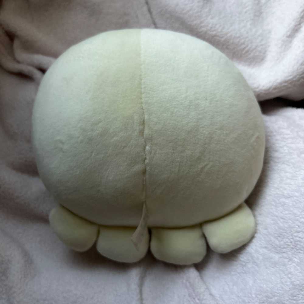 Stuffed octopus - Picture 3 of 3